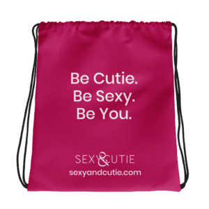 Bossa de tela rosa amb text "Be Cutie. Be Sexy. Be You." i logotip de Sexy & Cutie.